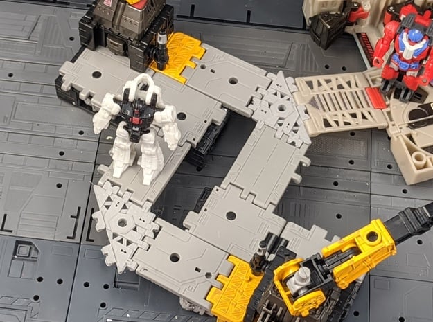 TF Titans Return to Earthrise Ramp Angled Adapter 