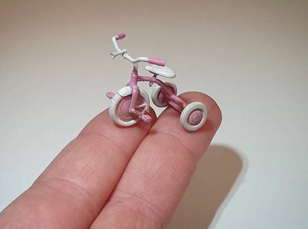 Tricycle 01. 1:24 Scale (x2 Units)