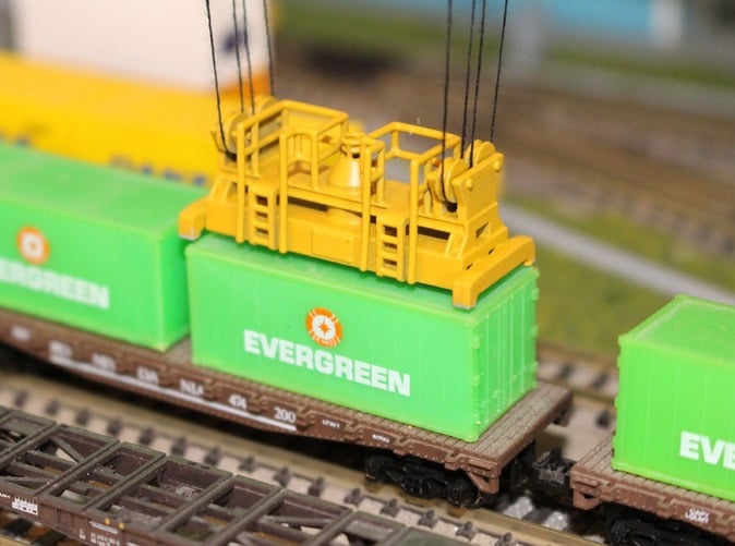 DAPR-N Gauge Model Railway Scenery Kit-Dock Gantry Rail Mounted Container Crane 