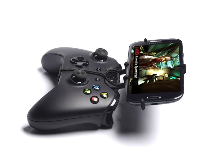 Side View - Black Xbox One controller with a s3 and Black UtorCase