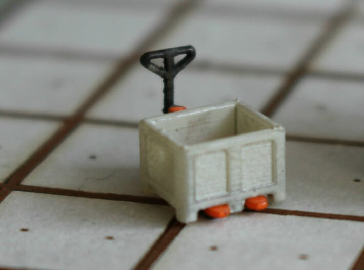 N Scale Pallet Jack (6pc) 3d printed Pallet jack with pallet box in Frosted Ultra Detail