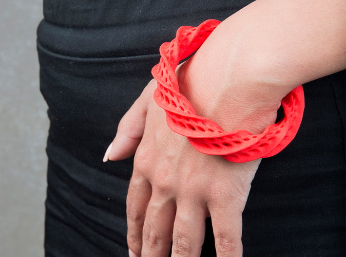 Twist Cuff (Size L) 3d printed Printed in Red Strong &amp; Flexible Polished Plastic