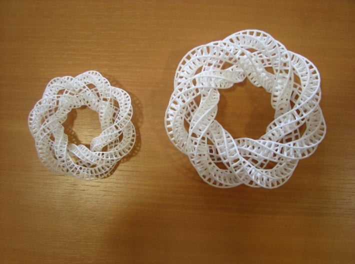 StarKnot 3d printed Available in small or medium. This one is medium.