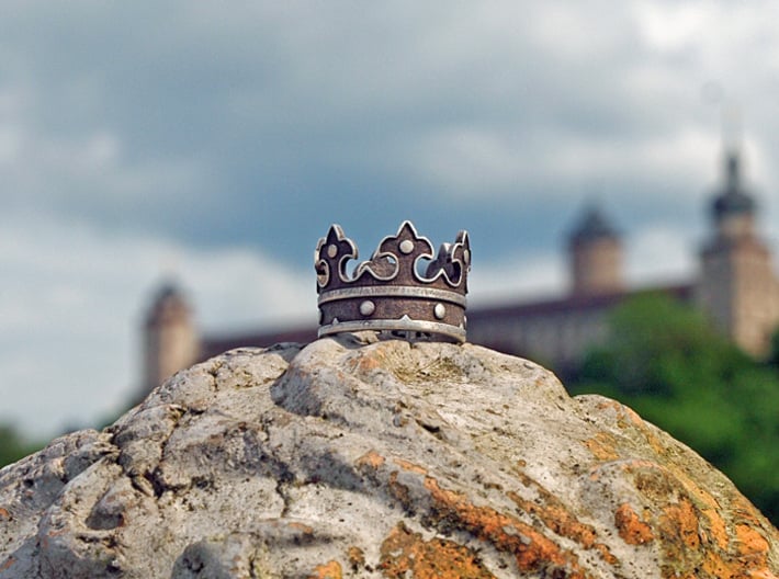 Crown Ring (various sizes) 3d printed Silver (blackened)