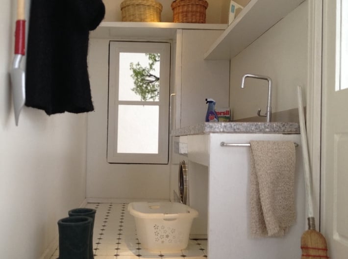 Laundry Basket in 1:12, 1:24 3d printed 1:12, Laundry room in Marion's Glenwood Dollhouse