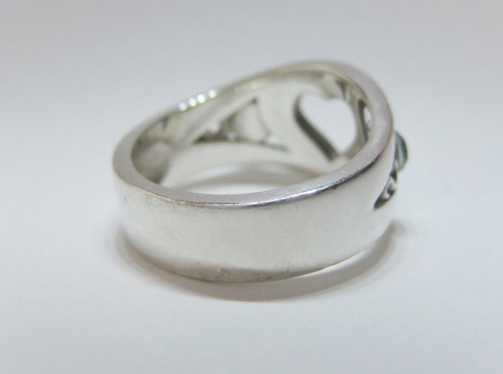 Heart Ring(Inner diameter of ring 18mm) 3d printed 
