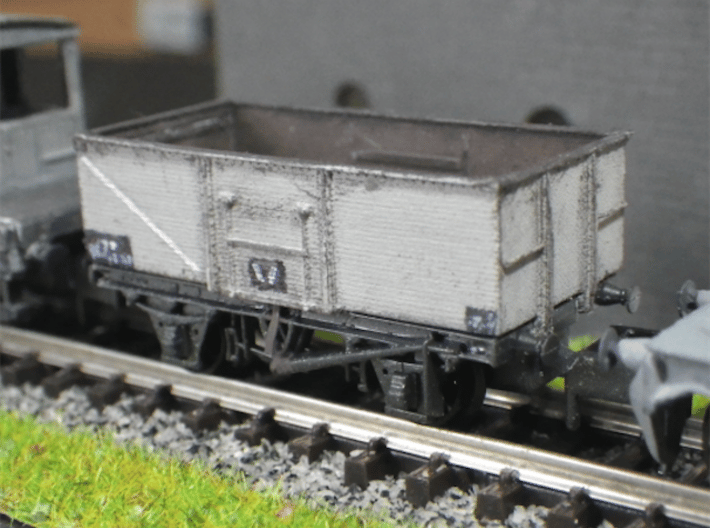 Steel-built 13t Private Owner Coal Wagon 3d printed Post-nationalisation livery. The non-opening end, 0.25 mm brass "commode handles"