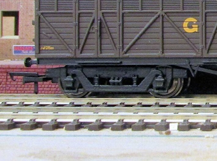 Dapol 2F-023-016 N Gauge Bogie Covered Wagon Siphon H BR weathered 