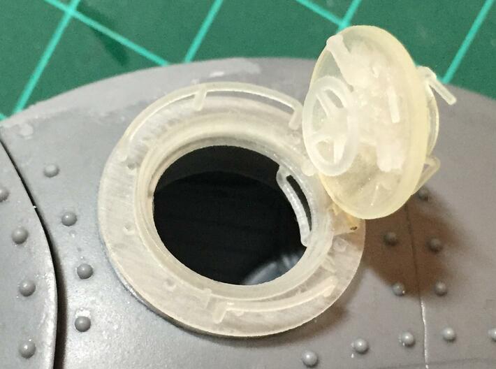 1/35 Fish Submersible Hatch 3d printed 