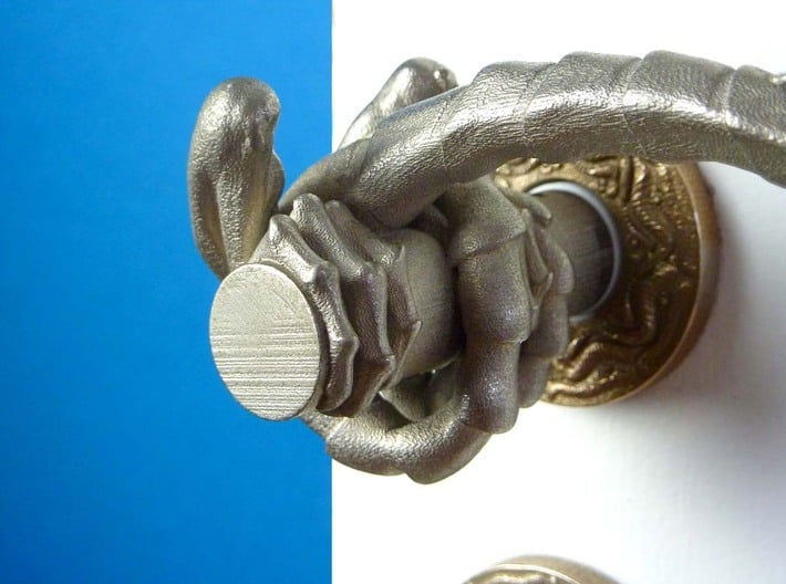 Dragon doorhandle 010 3d printed dragon doorhandle 010- 3D printed in polished nickel steel