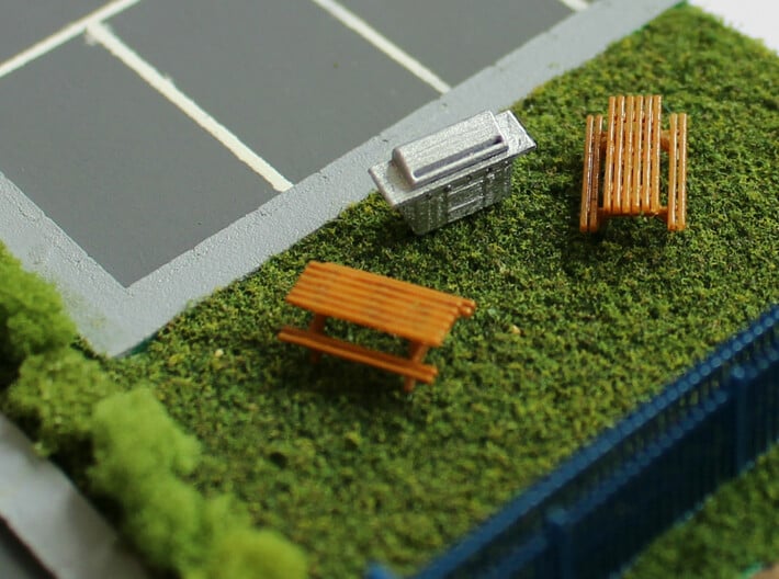 N Scale 6x Picnic Bench 3d printed 2 benches and a barbecue