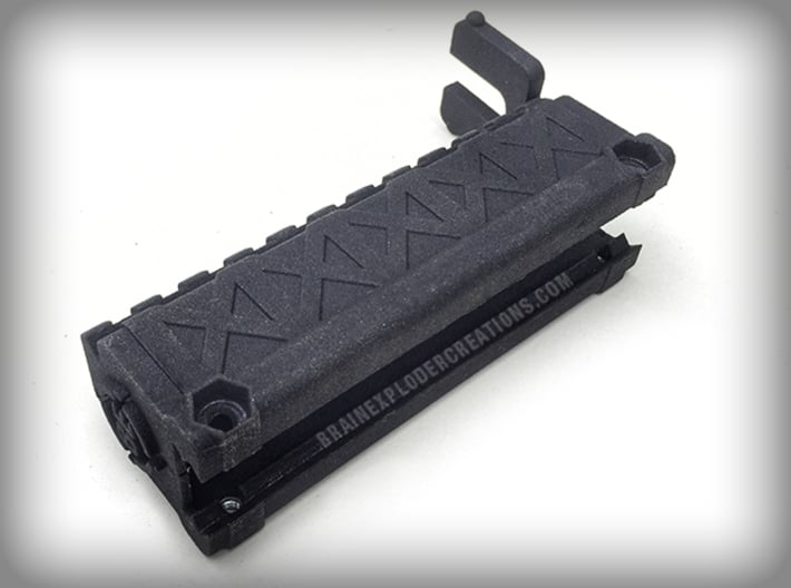 Scope Riser / Battery Keeper 3d printed 
