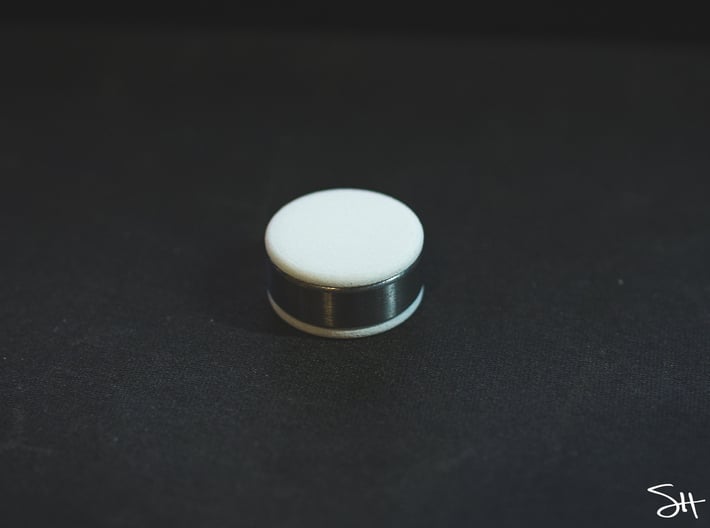 Bearing Cap for Fidget Spinner - Skateboard Size 3d printed With bearing.
