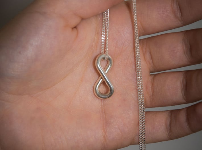 infinity pendant 3d printed 