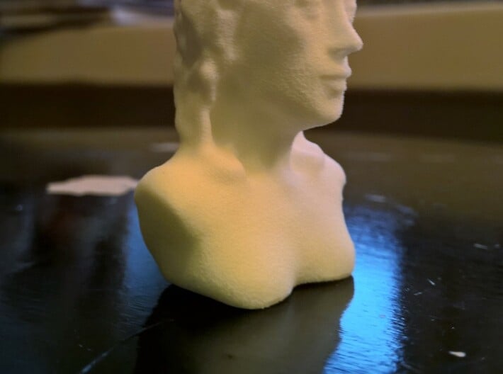 Woman 3d printed It looks a bit orange due to the lighting.