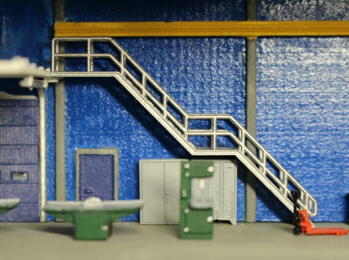 N Scale Stairs H=30.8mm 3d printed Stairs inside the workshop 