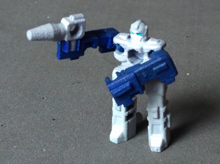 MicroSlinger "Mayhem" 3d printed Mayhem robot mode, hand-wielding his blaster accessory.