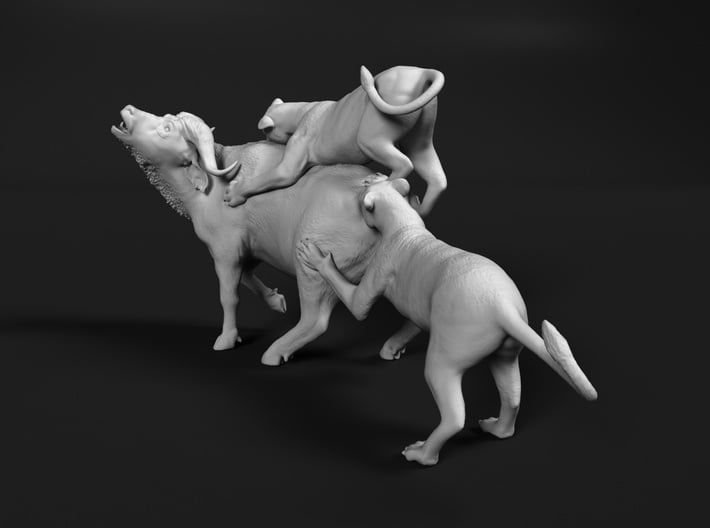 Cape Buffalo 1:48 Attacked by Lions 3d printed 