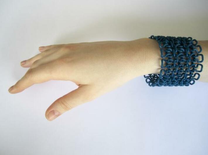 Stitch Bracelet - M 3d printed In Situation