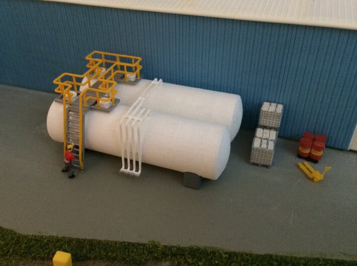 N Scale Tank Farm 3d printed Tanks in Polished White Strong&amp;Flexible, walkway and pipes in Frosted Ultra Detail. Figure, IBC's, barrels, pallet and pallet jack not included