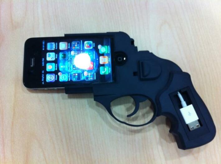 iPhone 4 Ruger 3d printed Final with USB cradle and cable installed