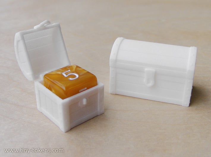 MTG Treasure Chest Token (16 mm dice chest) 3d printed The single d6 version compared to the double size chest