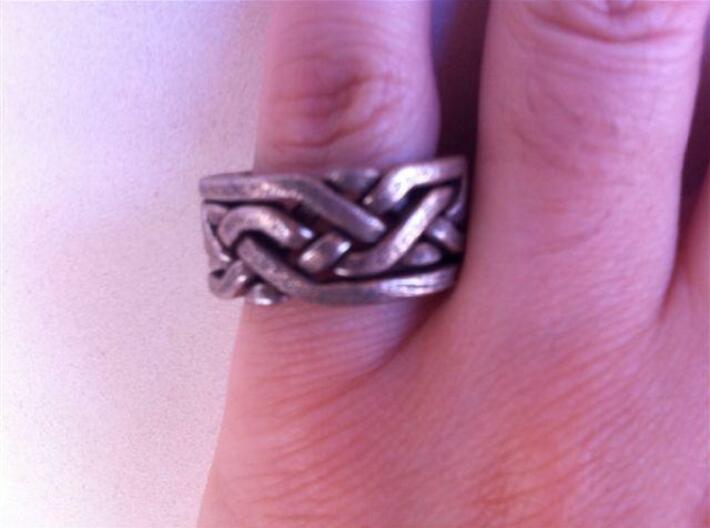 Weave Five in metal 3d printed Wearing the puzzle ring