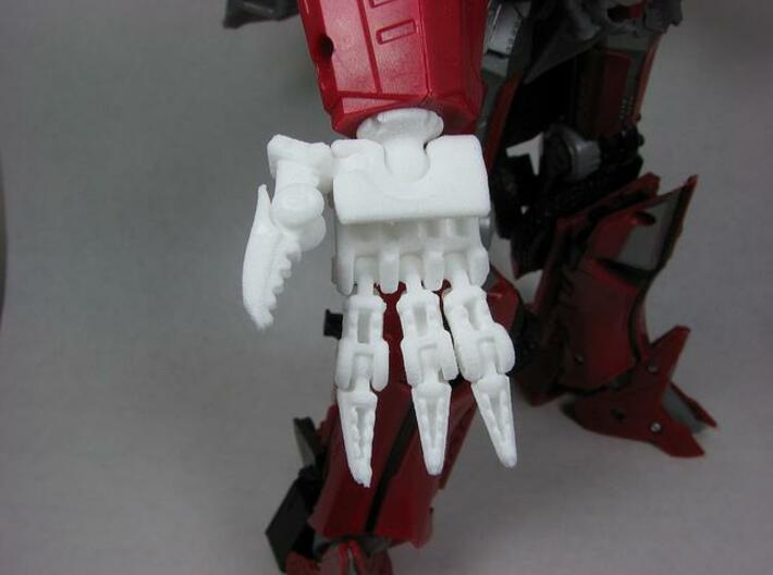 Evil hands for DOTM leader Sentinel Prime 3d printed Palm view.