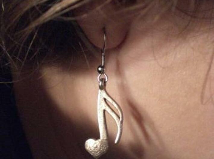 Sixteenth Heart Earrings 3d printed 