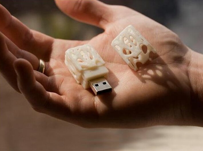 Growth Pattern Usb Drive 3d printed White Strong &amp; Flexible