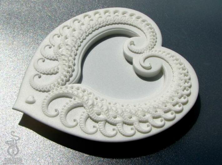 Fractal Heart Candy dish 3d printed