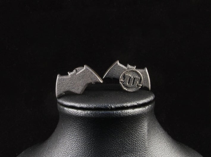 Batman cufflinks - v2 (U7QFRVHW2) by Roolz