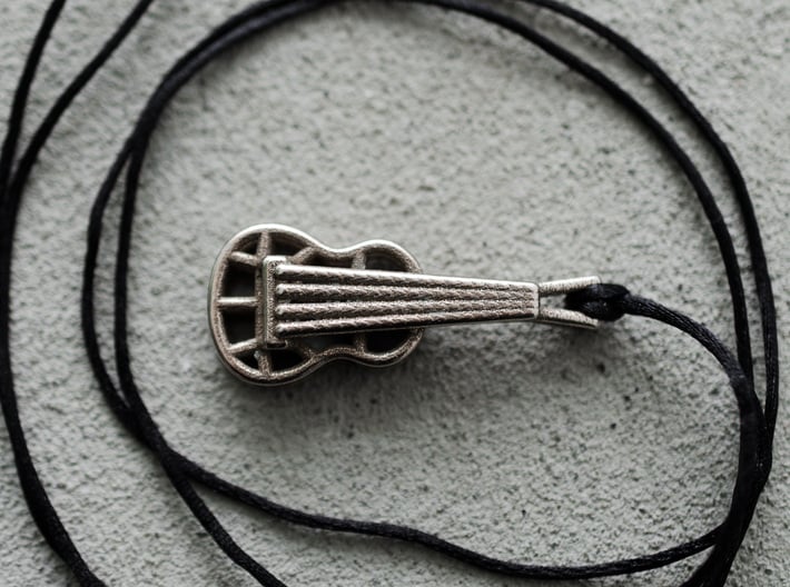 Guitar steel pendant 3d printed 