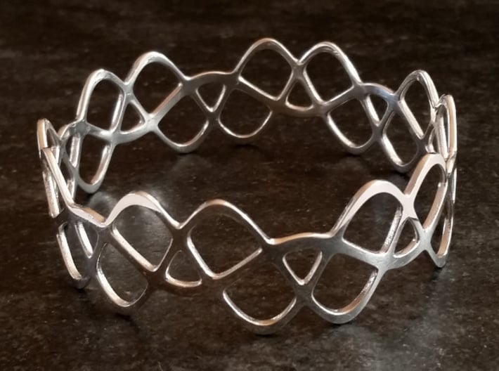 Braided Wave Bracelet (67mm) 3d printed in polished silver