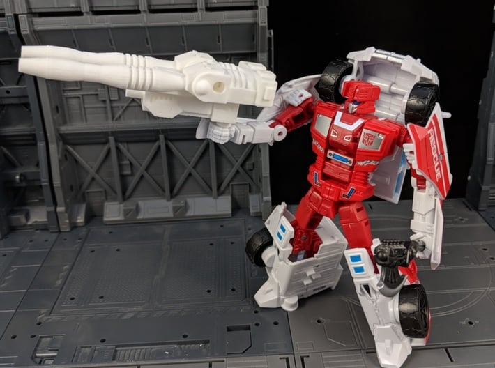 TF CW First Aid Car Cannon Adapter 3d printed Combine with Cannon in robot mode