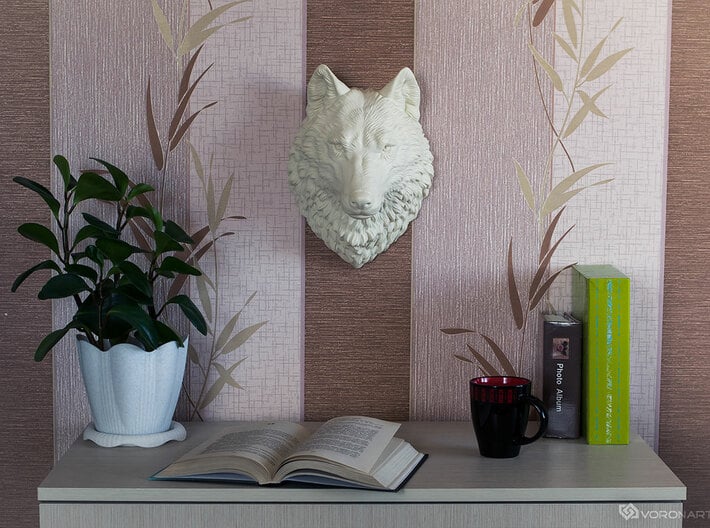 Proud Wolf Wall Mount 3d printed Large size (30 cm)