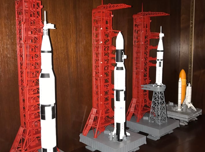 1/400 Shuttle MLP & Crawler, launch pad 3d printed My various launch pads, made by a customer who admits he has limited modelling skills. I think he's made a good job of them.