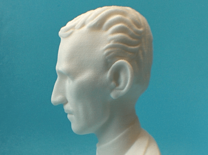 Nikola Tesla Bust Small 3d printed Macro Shot, Profile