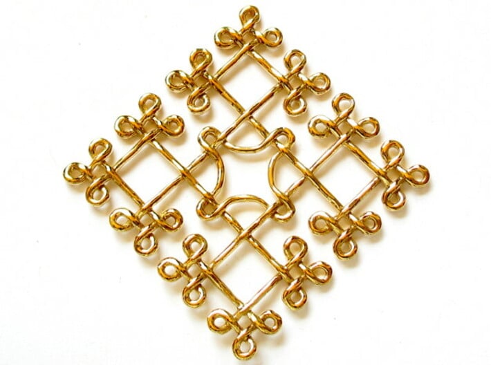 Fractal Celtic knot pendant 3d printed Printed in polished brass