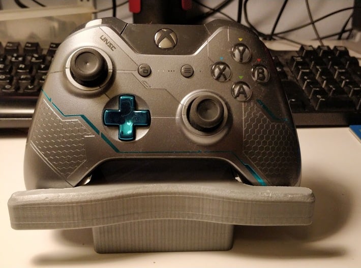 Video Game Controller Stand 3d printed Xbox One wireless controller in stand