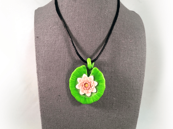 Lily Pendant 3d printed Does not include cord or fastenings.
