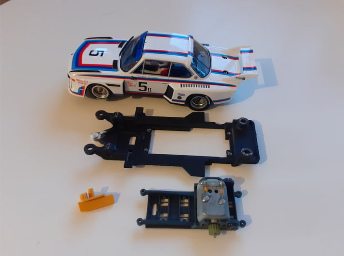 1/32 Carrera Chassis for BMW 3.5 CSL slot.it 3d printed 