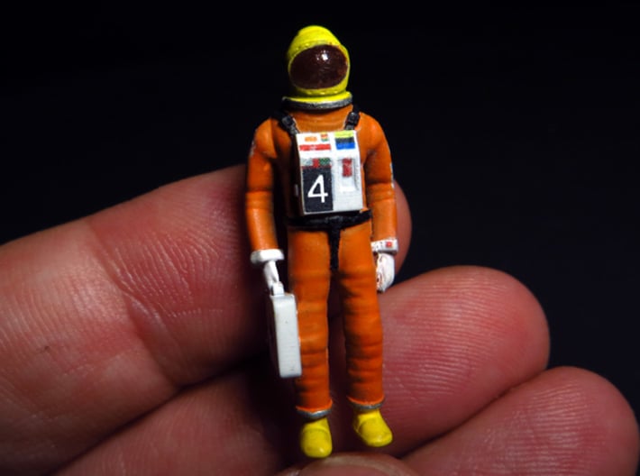 SPACE 2999 1/48 ASTRONAUT TWO SET 3d printed One of the astronauts painted.