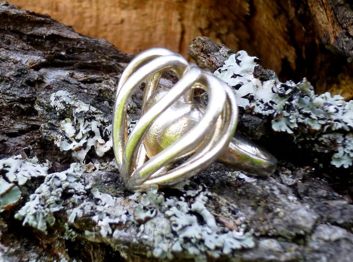 Heart Cage Ring 3d printed 