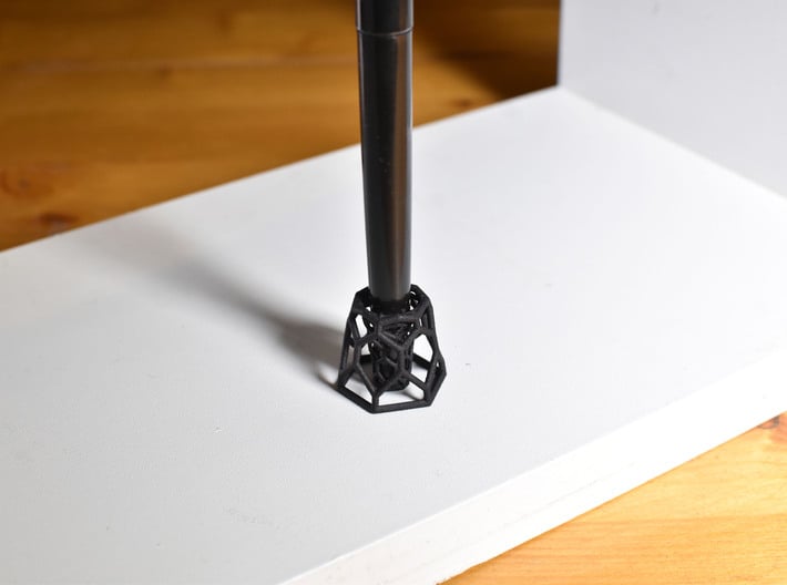 H Pen Holder 3d printed 