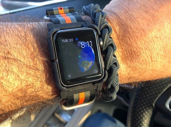 Apple Watch - 38mm for 22mm strap - 3mm opening 3d printed