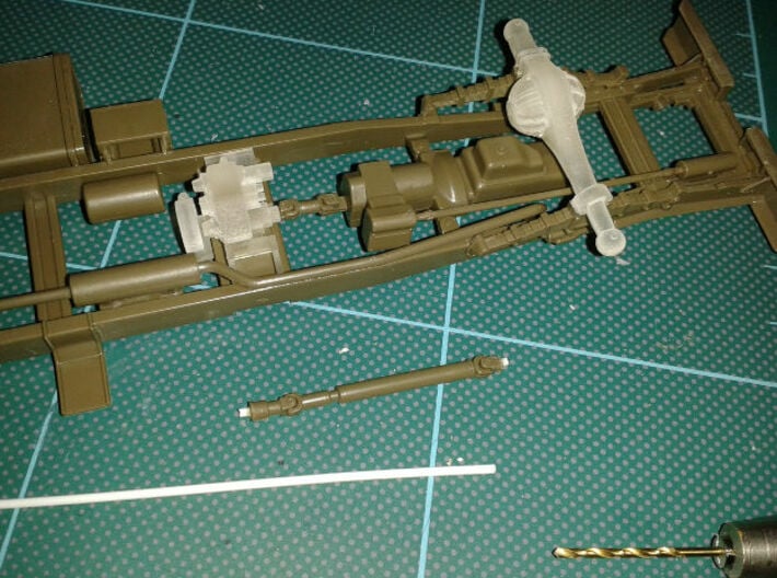 Tamiya 1:35 CCKW banjo corporation axles 3d printed Use plastic rod and drill to fit prop shafts