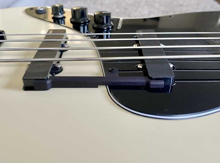 ThumbRail LR (Lefty)- fits Fender Amer Stnd Jazz 3d printed 