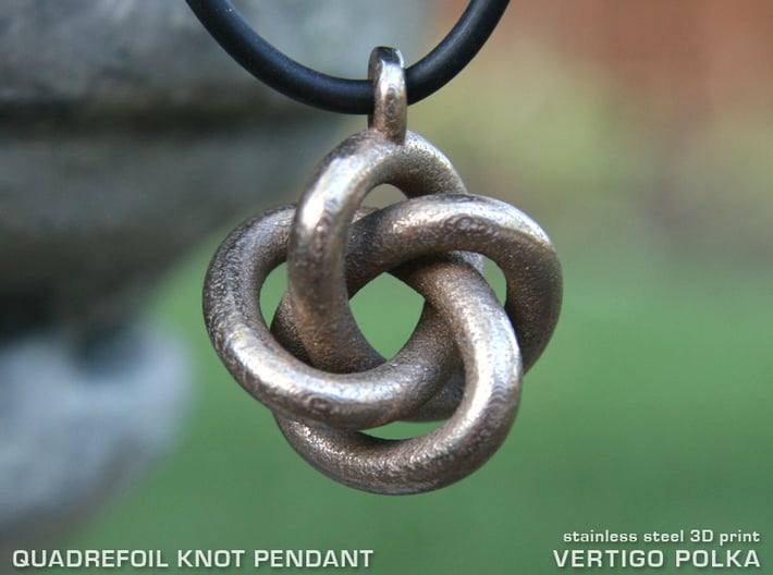 Quadrefoil Knot Pendant 3d printed 