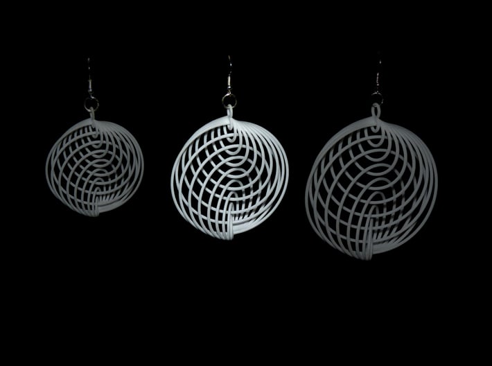 Running in Circles - Earrings 3d printed Compare m, <strong>L</strong> and xl size